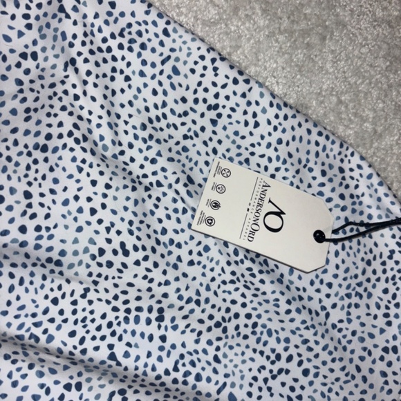 Polk a dot Golf Skirt - Picture 2 of 4